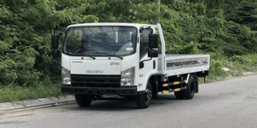 Lý Do Chọn Xe Tải Isuzu 2.4 Tấn Thay Vì Các Dòng Cũ Hơn