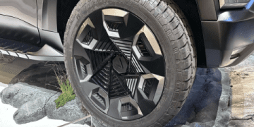 Xe bán tải VinFast giá bao nhiêu cho mọi người biết | Xe bán tải VinFast loại nào tốt tư vấn nên mua